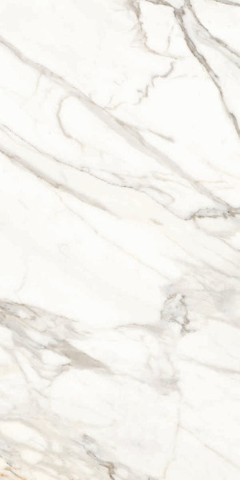 Dettaglio piastrella per pavimenti e rivestimenti in gres porcellanato effetto marmo bianco della collezione Versilia di Ceramiche Keope, formato 60x120, colore Borghini White 