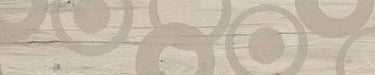 Piastrella per pavimento e rivestimento in gres porcellanato effetto legno naturale dal carattere rustico della collezione Daring di Ceramica Rondine, formato 24x120 cm, colore Infinity Greige