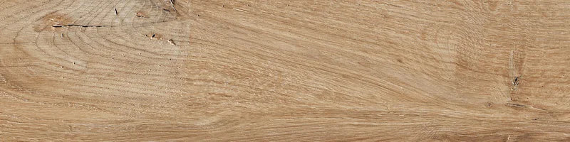 Piastrella per pavimento per esterni in gres porcellanato effetto legno naturale dal carattere rustico della collezione Daring di Ceramica Rondine, formato 15x61 cm, colore Nut