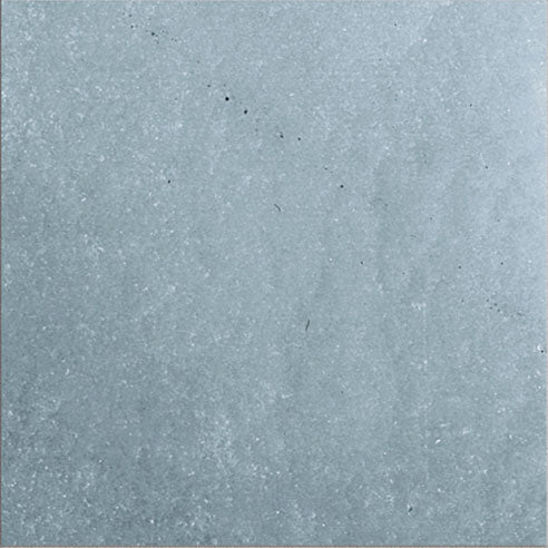 Dettaglio piastrella per pavimento e rivestimento in gres porcellanato effetto pietra spaziale. Collezione Swimming Pool di Ceramica Valsecchia, formato 15x15, Deep Emerald