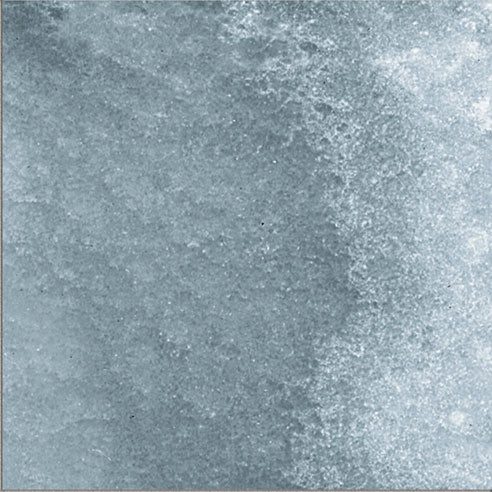 Dettaglio piastrella per pavimento e rivestimento in gres porcellanato effetto pietra spaziale. Collezione Swimming Pool di Ceramica Valsecchia, formato 15x15, Deep Emerald