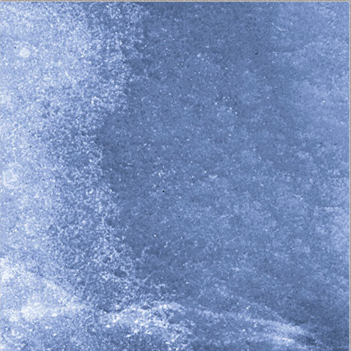 Dettaglio piastrella per pavimento e rivestimento in gres porcellanato effetto pietra spaziale. Collezione Swimming Pool di Ceramica Valsecchia, formato 15x15, Deep Ocean