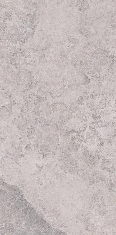 Dettaglio piastrella in gres porcellanato effetto pietra naturale della Collezione Des Alpes di Ceramica Settecento, colore Bianco 48x97