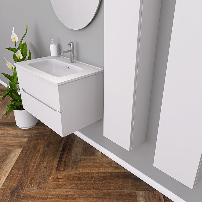 Pandora 03 è composta da mobile sospeso della lunghezza di 70cm con top con lavabo integrato in ceramica lucida. Completano la composizione uno specchio tondo a filo lucido con lampada superiore e 2 colonne sospese dell' altezza di 150cm. Disponibile nelle finiture: Tortora Opaco, Bianco Opaco, Noce, Rovere, Rovere Rustico e Larice Bianco.
