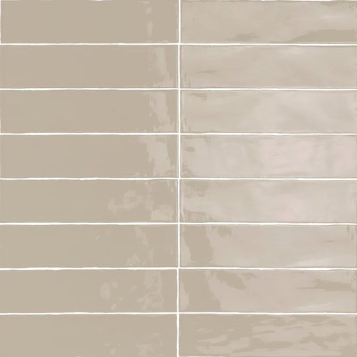 Piastrella ceramica pasta bianca Linea Beige 7.5x30 Eccentrico, effetto mattoncino lucido.