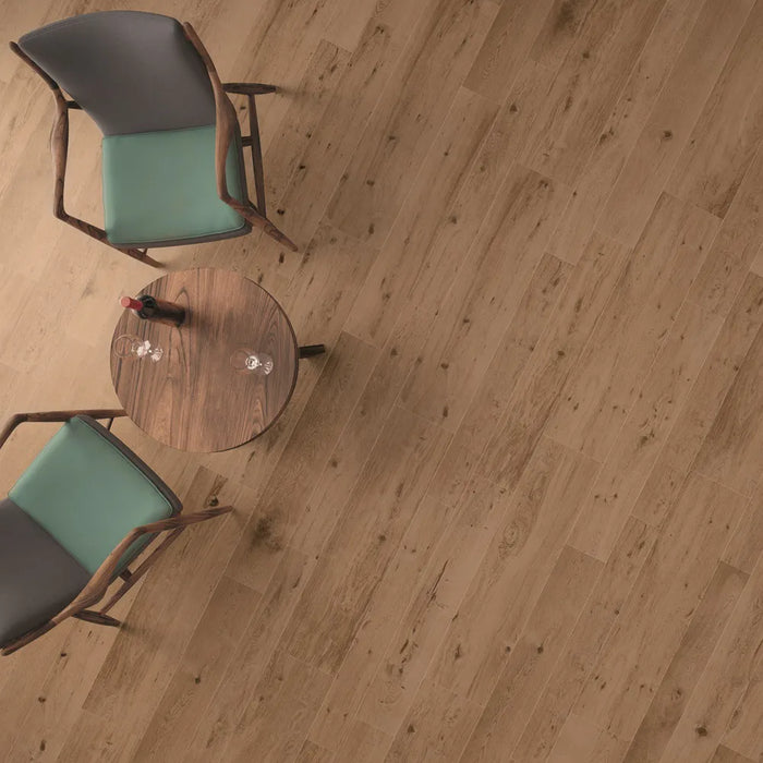 Pavimento in gres porcellanato effetto legno, collezione e3voke di keope ceramiche colore sand 