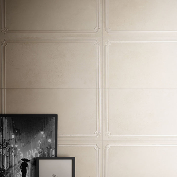 Dettaglio piastrella in gres porcellanato effetto boiserie tono su tono della Collezione Evoque di Ceramica Settecento, Decoro Boiserie Sabbia Angolare 60x120