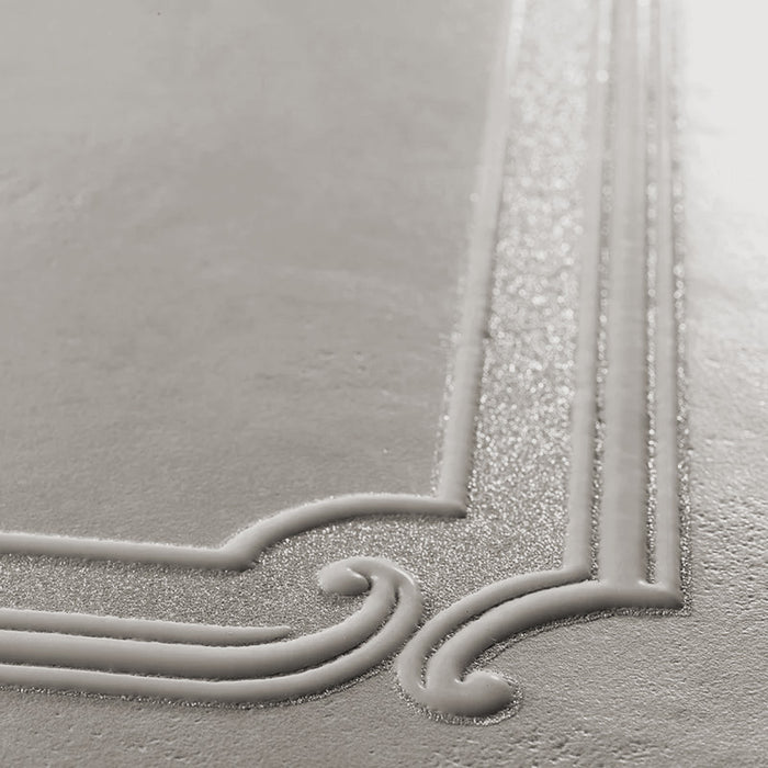 Dettaglio piastrella in gres porcellanato effetto boiserie tono su tono della Collezione Evoque di Ceramica Settecento, Decoro Boiserie Titanio 60x120