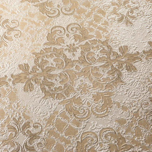 Dettaglio piastrella da rivestimento in gres porcellanato effetto damascato 60x120 della collezione Evoque, colore Lacche Caramel, di Ceramica Settecento