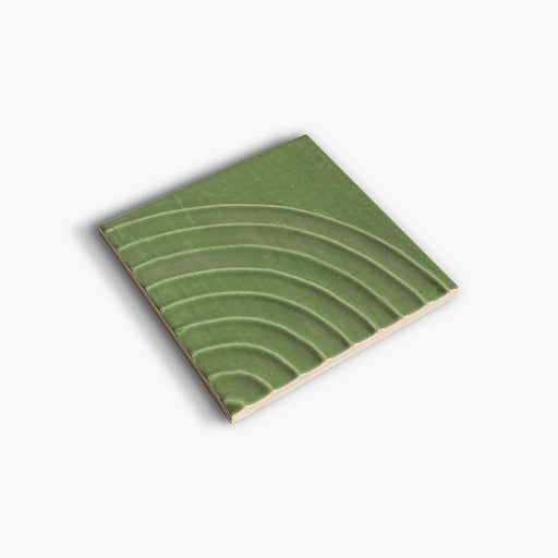 foto del rivestimento Moss Reel Glossy della collezione Flow di Keradom.