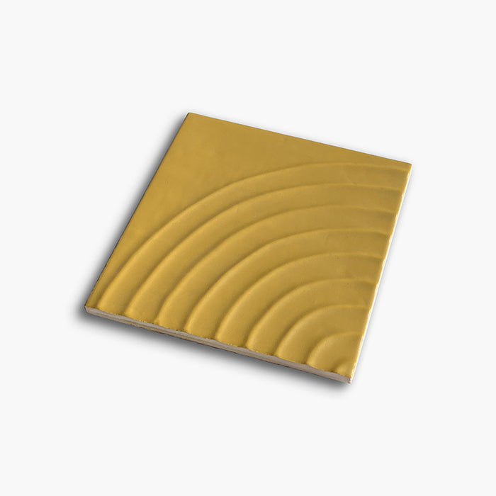 Foto del rivestimento Mustard Reel Matt della collezione Flow di Keradom.