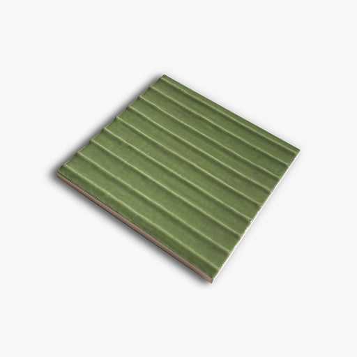 Foto del rivestimento Moss Wave Glossy della collezione Flow di Keradom.