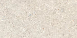 Piastrella in gres porcellanato effetto marmetta della collezione Gravelux di Ceramica Rondine, formato 30x60 cm, colore Almond