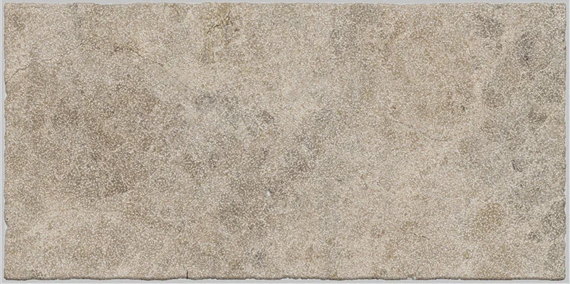 Piastrella antiscivolo R11 Gaia di Savoia Italia in gres porcellanato effetto pietra 30x60 cm con bordo irregolare anticato per pavimenti esterni rustici