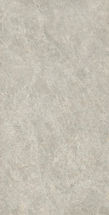 Piastrella Dolomia Grey di Herberia Ceramiche in gres porcellanato effetto pietra 60x120 cm per pavimenti e rivestimenti contemporanei.