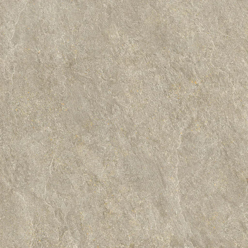 Piastrella Dolomia Taupe di Herberia Ceramiche in gres porcellanato effetto pietra 90x90 cm per pavimenti e rivestimenti contemporanei.
