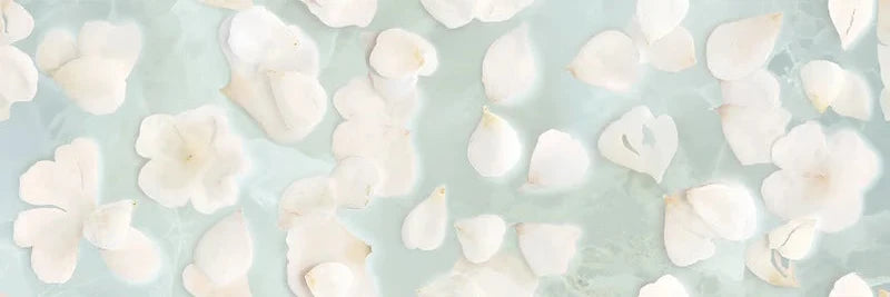 piastrella Petali Smeraldo della collezione Onici di Herberia Ceramiche in formato 33x100