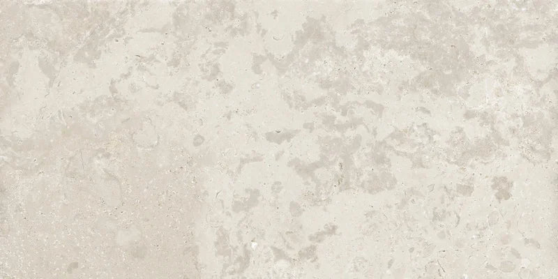 Piastrella in gres porcellanato effetto pietra Avorio della collezione Trani di Herberia Ceramiche in formato 30x60