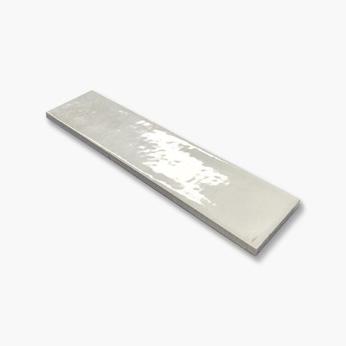 Foto Piastrella da pavimento e  rivestimento in gres porcellanato serie Home di Self Style Keradom, colore Milk formato 6x25 