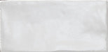 Dettaglio Piastrella da rivestimento in pasta bianca serie Hops di 41zero42, effetto mattoncino artigianale lucido, formato 7.5x15 cm, Colore Lux White