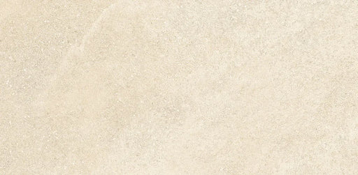Piastrella ArkiStone Vanilla di Idea Ceramica in gres porcellanato effetto pietra 22x44 cm per pavimenti e rivestimenti contemporanei