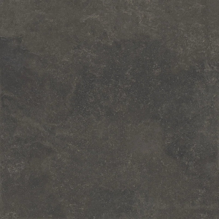 Piastrella Elea Carbon di Idea Ceramica in gres porcellanato effetto pietra e cemento 90x90 cm per pavimenti e rivestimenti contemporanei