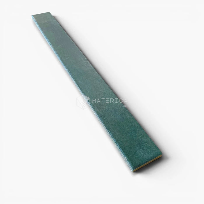 Foto piastrella per pavimento e rivestimento interno in gres porcellanato effetto mattoncino della collezione Iridescent di Ceramica Rondine, formato 4.8x45 cm, colore Ocean