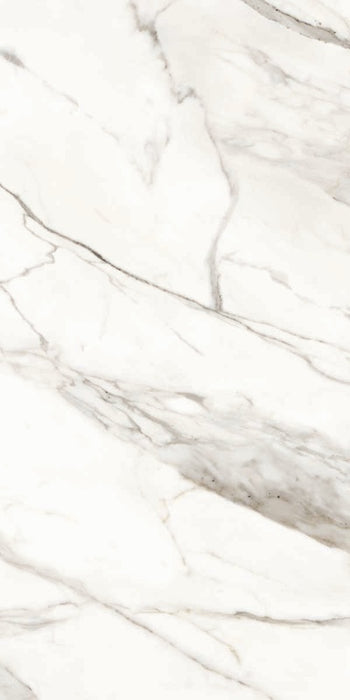 Dettaglio piastrella per pavimenti e rivestimenti in gres porcellanato effetto marmo bianco della collezione Versilia di Ceramiche Keope, formato 60x120, colore Borghini White 