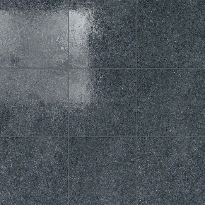 Dettaglio Piastrella da pavimento e rivestimento in gres porcellanato serie Terrasale di Marca Corona, effetto graniglia, lucido, formato 20x20 cm, Colore Blu Lacca