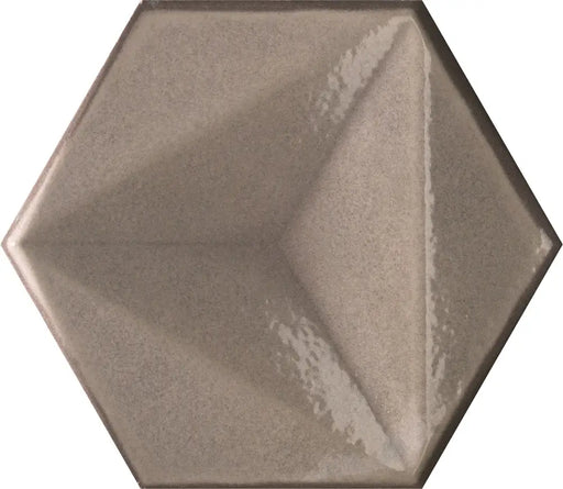 Dettaglio piastrella per rivestimento in ceramica formato esagonale Lucido 15,1x17,3 cm della collezione Karma, colore Ecru di Ceramica Settecento