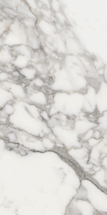 Dettaglio piastrella in gres porcellanato effetto marmo, Ceramiche Keope - Collezione Elements Lux, formato 60x120 cm, finitura natural r9, colore Calacatta. Ideale per pavimenti e rivestimenti di design.