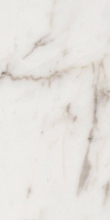 Dettaglio piastrella in gres porcellanato effetto marmo, Ceramiche Keope - Collezione Elements Lux, formato 60x120 cm, finitura natural r9, colore Calacatta. Ideale per pavimenti e rivestimenti di design.