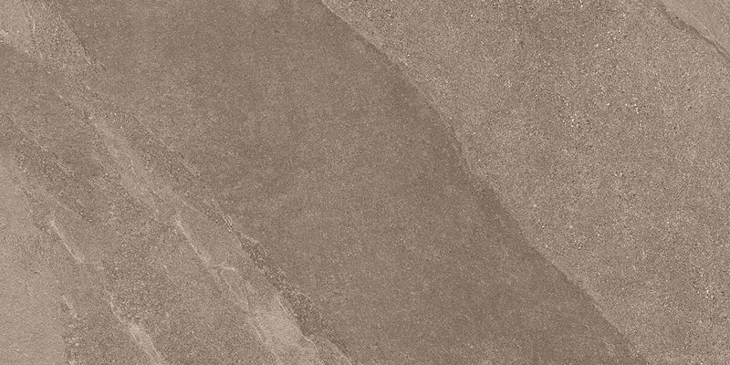 dettaglio piastrella per pavimento e rivestimento effetto pietra ardesia. collezione Ubik, formato 30x60 per esterni, colore Walnut