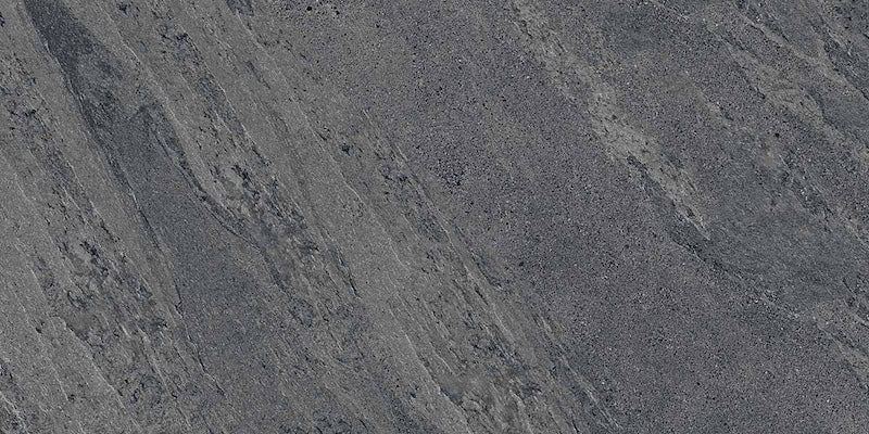 dettaglio piastrella per pavimento e rivestimento effetto pietra ardesia. collezione Ubik, formato 30x60, colore Anthracite