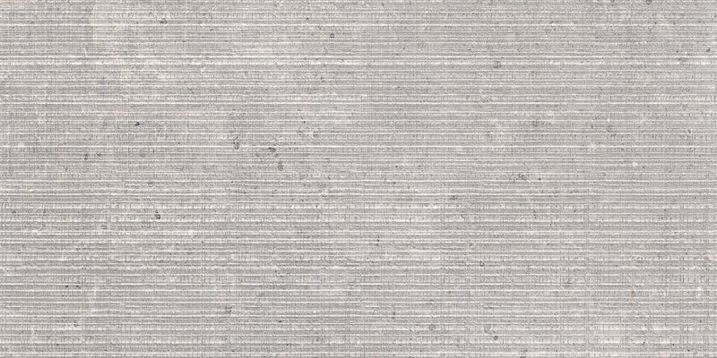 Dettaglio piastrella in gres porcellanato effetto pietra naturale rigata leggermente a rilievo. Omnia di ceramiche keope 60x120 colore Devix GreigeCrossing 3D