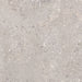 Dettaglio piastrella in gres porcellanato effetto pietra naturale europea. Omnia di ceramiche keope 80x80 colore Devix Greige