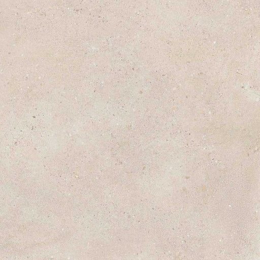 Dettaglio piastrella in gres porcellanato effetto cemento, Ceramiche Keope - Collezione District, formato 60x60 cm, finitura spazzolata R10, colore Ivory. Ideale per pavimenti e rivestimenti di design.