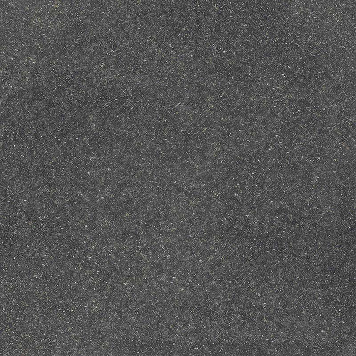Dettaglio piastrella per pavimenti e rivestimenti in gres porcellanato effetto pietra lavica della collezione Lavica Formato 80x80, colore Anthracite