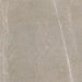 Dettaglio piastrella in gres porcellanato effetto pietra per esterni. Percorsi Smart di ceramiche keope 60x60 antiscivolo colore Pietra di Bressa