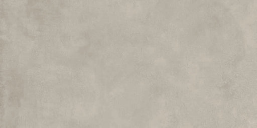 Piastrella per pavimenti e rivestimenti in gres effetto cemento della collezione Moov Up di ceramiche Keope, formato 30x60 cm, colore Concrete