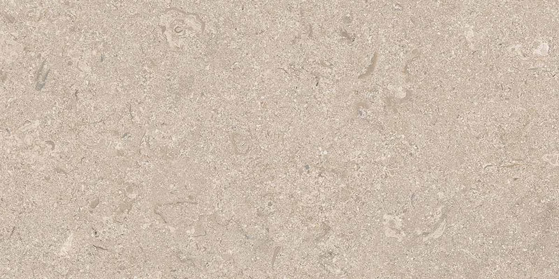 Dettaglio piastrella in gres porcellanato effetto pietra, Ceramiche Keope - Collezione Heritage, formato 30x60 cm, finitura ANTISCIVOLO R11, colore Ivory. Ideale per pavimenti e rivestimenti esterni di design.