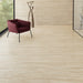 Dettaglio pavimento in gres porcellanato effetto pietra naturale europea. Omnia di ceramiche keope 60x120 colore Romano Sand