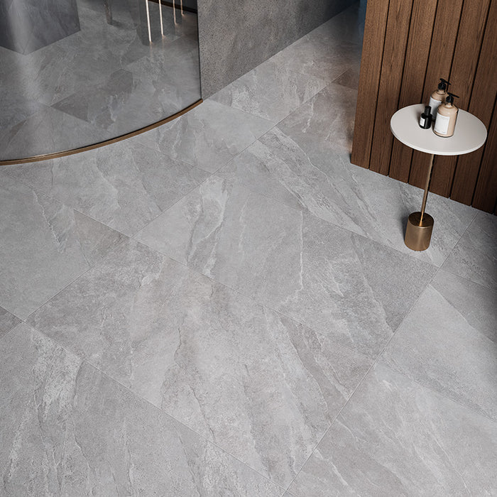 dettaglio pavimento in gres porcellanato effetto pietra ardesia. collezione Ubik, formato 30x60, colore Grey