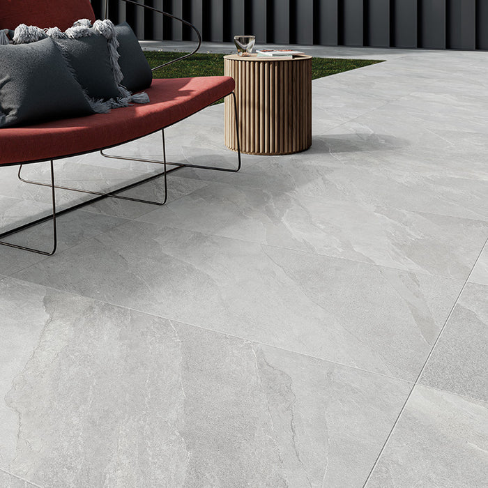 dettaglio pavimento in gres porcellanato effetto pietra ardesia. collezione Ubik, formato 60x120, colore Ivory