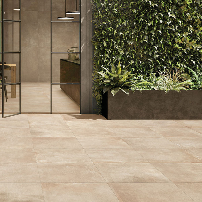 Dettaglio pavimento in gres porcellanato effetto cemento industriale. Noord di ceramiche keope 60x60 colore Gold