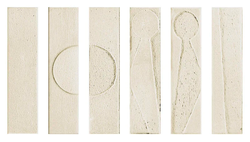 Dettaglio piastrella da rivestimento in gres porcellanato effetto etnico e effetto mattoncino 4,5x18,6 cm, della collezione Koinè, colore Gesso, di Ceramica Settecento