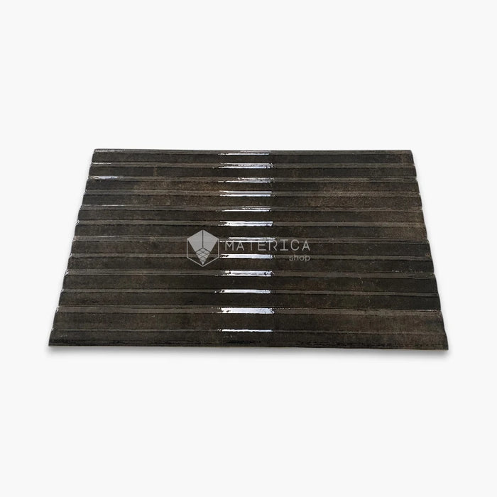 Foto piastrelle per rivestimento interno in gres porcellanato effetto mattoncino lucido a rilievo della collezione Life di Ceramica Rondine, formato 4.8x45 cm, colore 3D Slide Black
