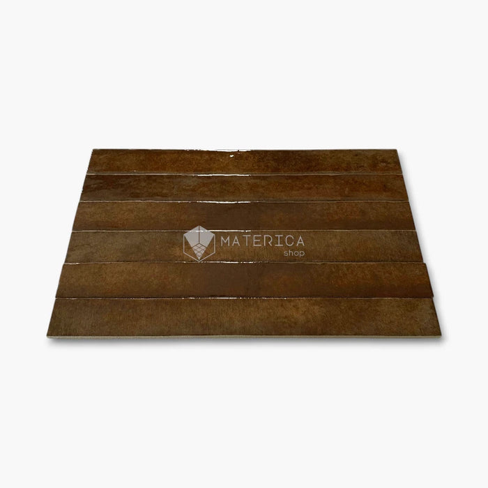 Foto piastrella in gres porcellanato effetto mattoncino lucido della collezione Life di Ceramica Rondine, formato 4.8x45 cm, colore Chocolate