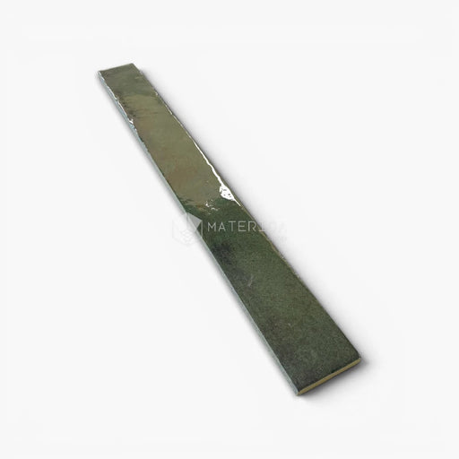 Foto piastrella per rivestimento interno in gres porcellanato effetto mattoncino lucido della collezione Life di Ceramica Rondine, formato 4.8x45 cm, colore Dark Green