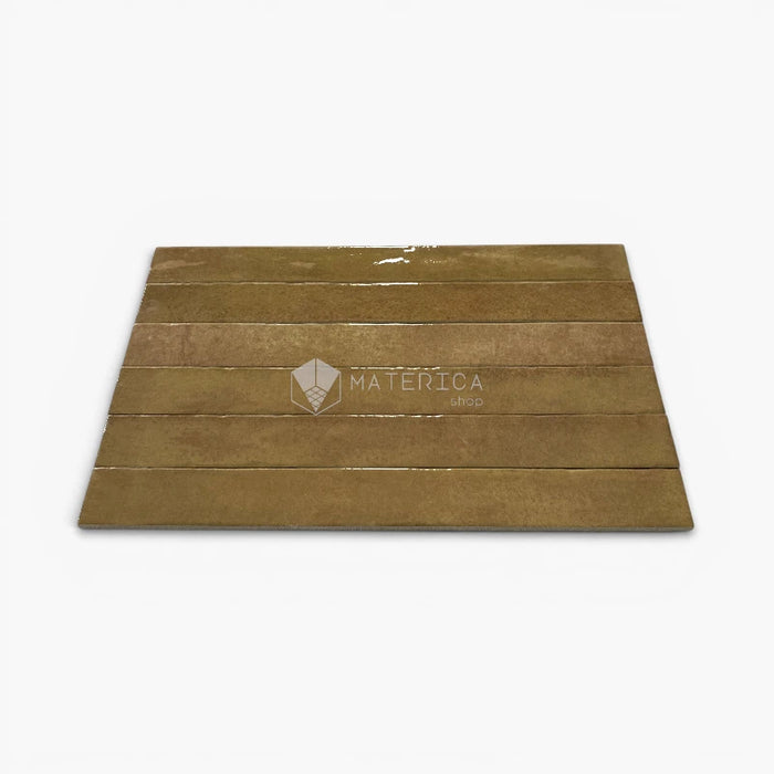 Foto piastrelle per rivestimento interno in gres porcellanato effetto mattoncino lucido della collezione Life di Ceramica Rondine, formato 4.8x45 cm, colore Dijon